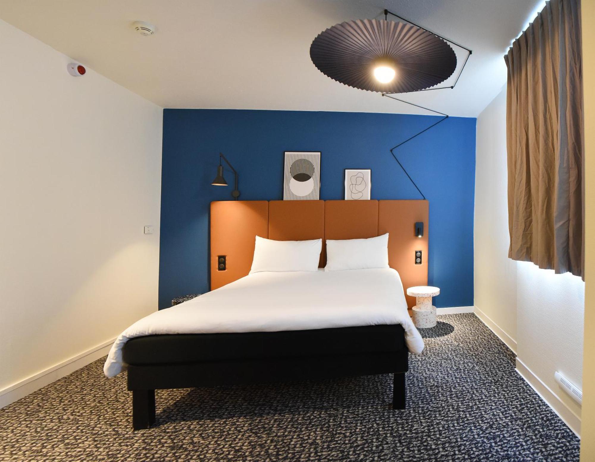 Ibis Laval Le Relais D'Armor Hotel Change  Bagian luar foto