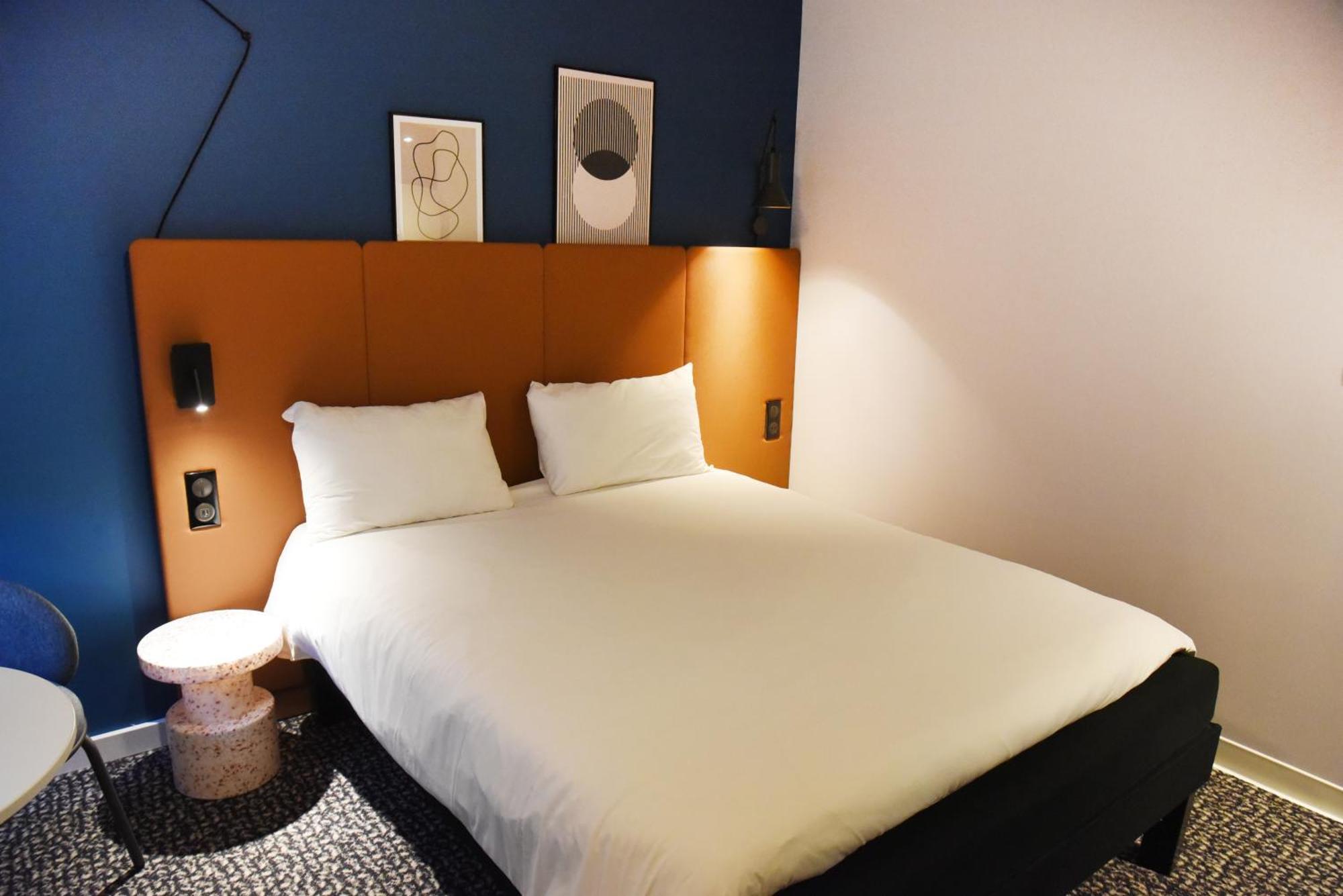 Ibis Laval Le Relais D'Armor Hotel Change  Bagian luar foto
