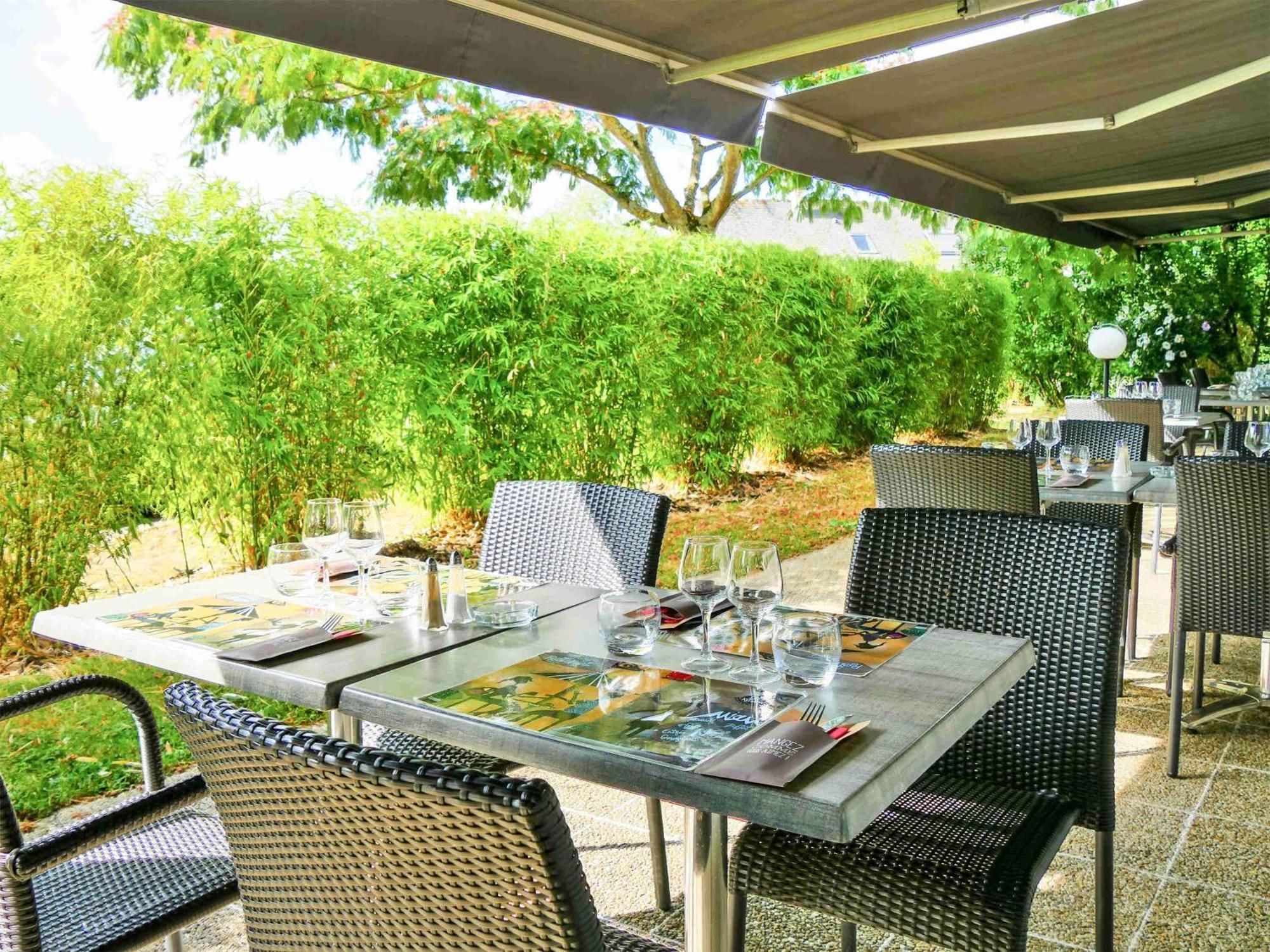 Ibis Laval Le Relais D'Armor Hotel Change  Bagian luar foto