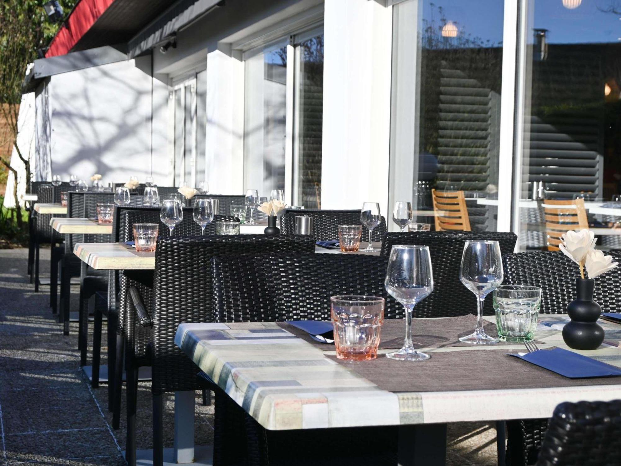 Ibis Laval Le Relais D'Armor Hotel Change  Bagian luar foto