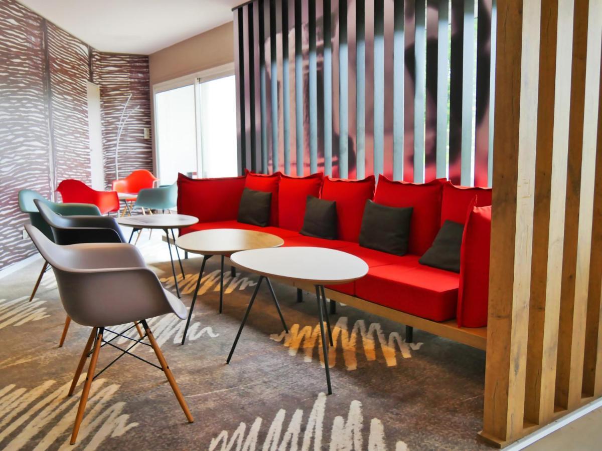 Ibis Laval Le Relais D'Armor Hotel Change  Bagian luar foto